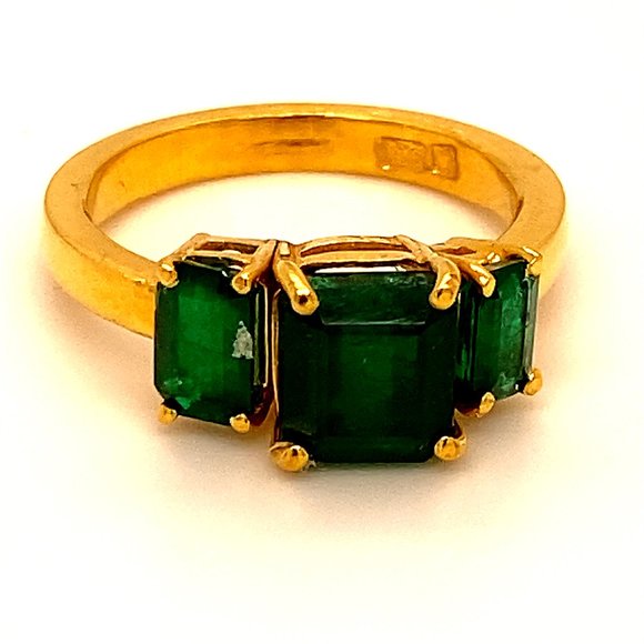 Emerald 3.20ct Solid 22K Yellow Gold Ring - Picture 1 of 9